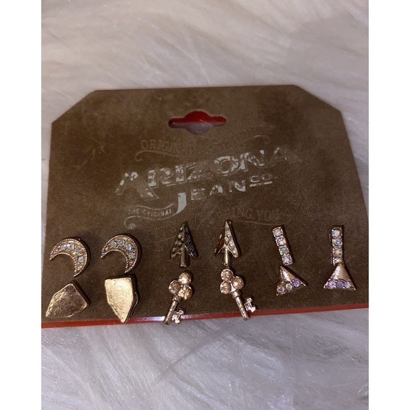 Fashion Earrings By Arizona Jean Co. - Picture 1 of 1